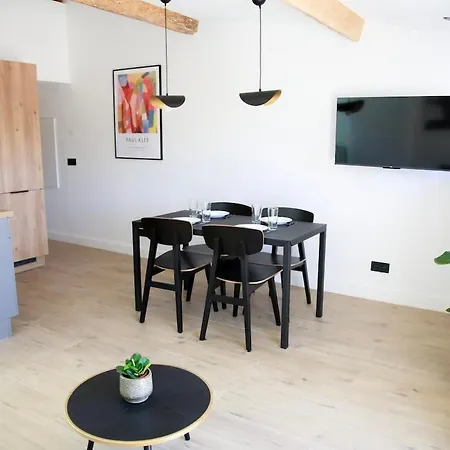 3p Avec Terrasse Dans La Vieille Apartment *